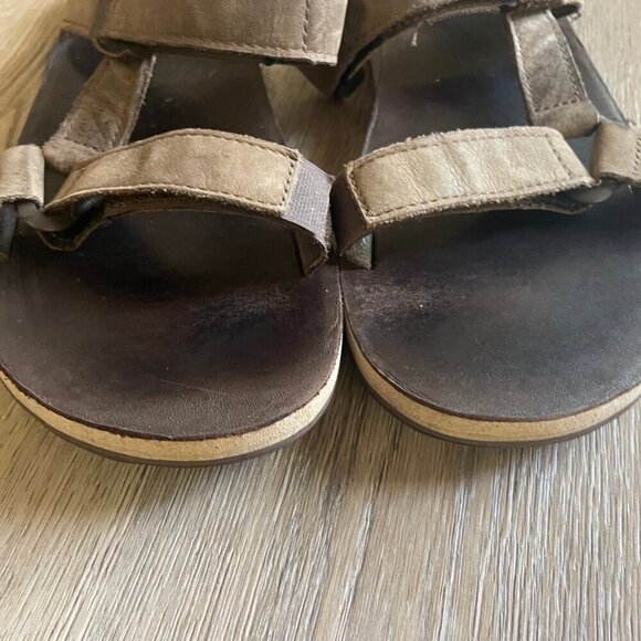 TEVA Universal Slide Men's Sandals Size 10 Brown Leather Hooks and Loop Straps! - Picture 4 of 7
